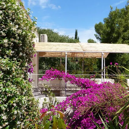 La Pause Nimoise 3* 님