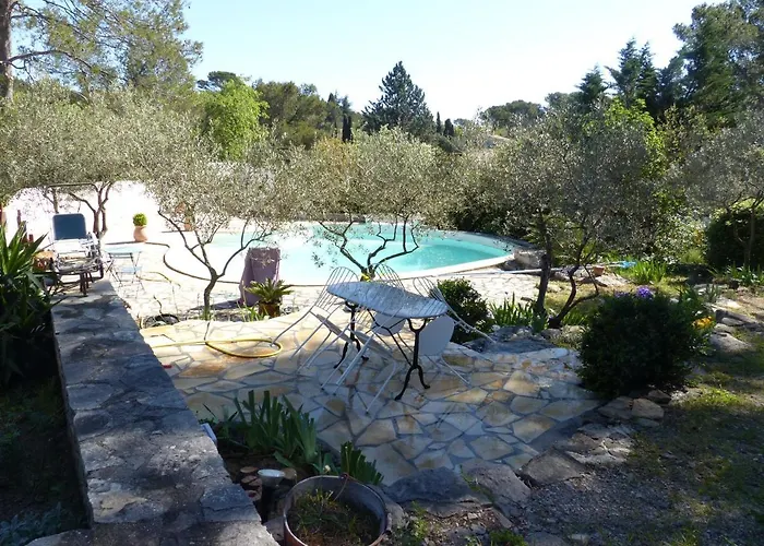 La Pause Nimoise Gæstehus Nîmes