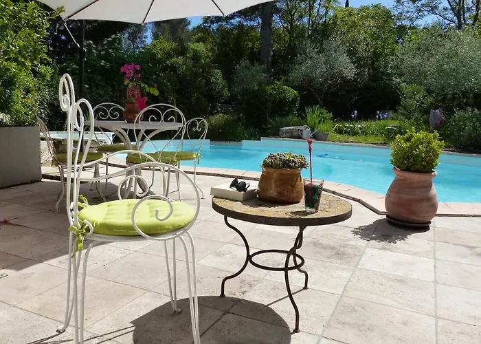 La Pause Nimoise Gæstehus